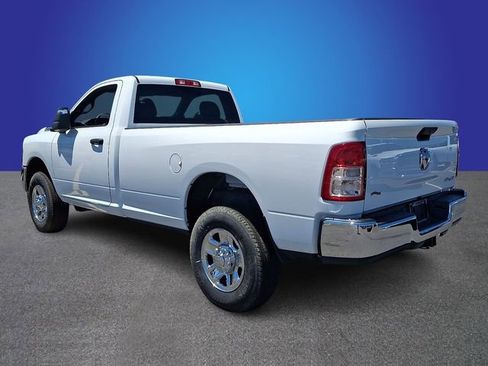 Used 2024 RAM 2500 Tradesman w/ Chrome Appearance Group AWD/4WD image 6