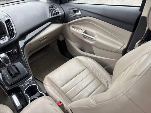 Used 2014 Ford Escape Titanium w/ Equipment Group 401A image 15