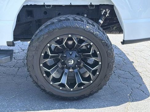 Used 2024 Ford F150 Lariat w/ Equipment Group 502A High AWD/4WD image 30