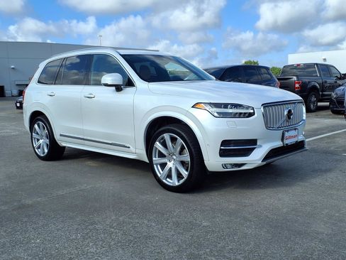 Used 2018 Volvo XC90 T6 Inscription w/ Convenience Package AWD/4WD image 2