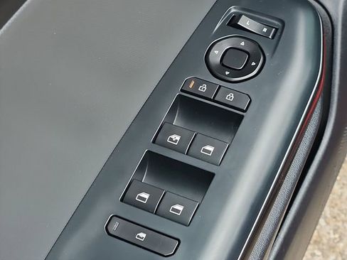 Used 2025 Kia K4 FWD image 13