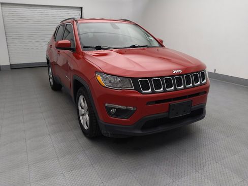 Used 2018 Jeep Compass Latitude w/ Popular Equipment Group FWD image 14