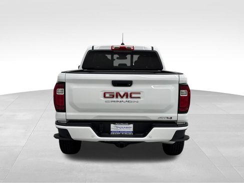 Used 2026 GMC Canyon AT4 w/ Technology Plus Package AWD/4WD image 8