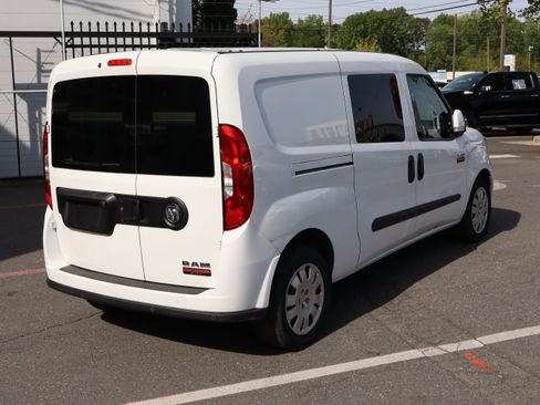Used 2021 RAM ProMaster City Tradesman SLT w/ Window Group 05 FWD image 11