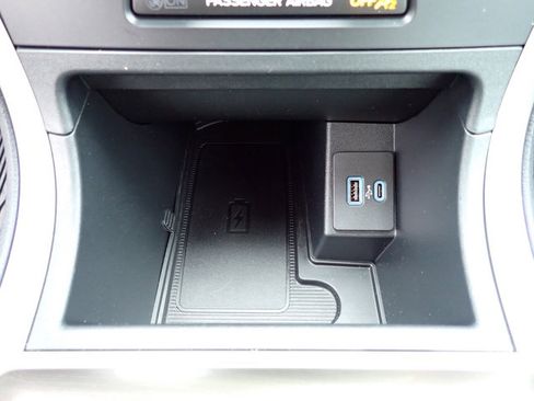Used 2024 Ford Edge SEL w/ Convenience Package AWD/4WD image 25