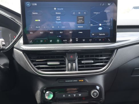 Used 2023 Ford Escape ST-Line w/ Tech Pack #1 FWD image 18