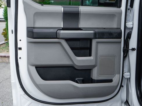 Used 2017 Ford F250 XLT AWD/4WD image 31