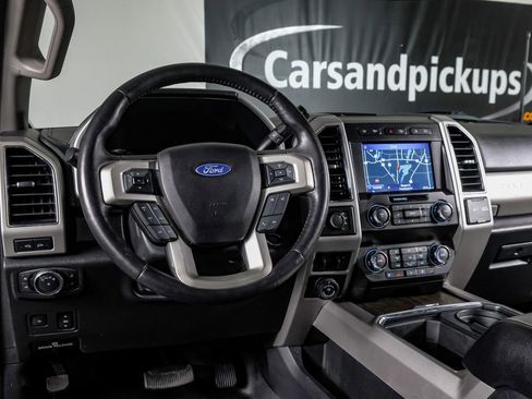 Used 2021 Ford F250 Lariat w/ Lariat Ultimate Package image 15