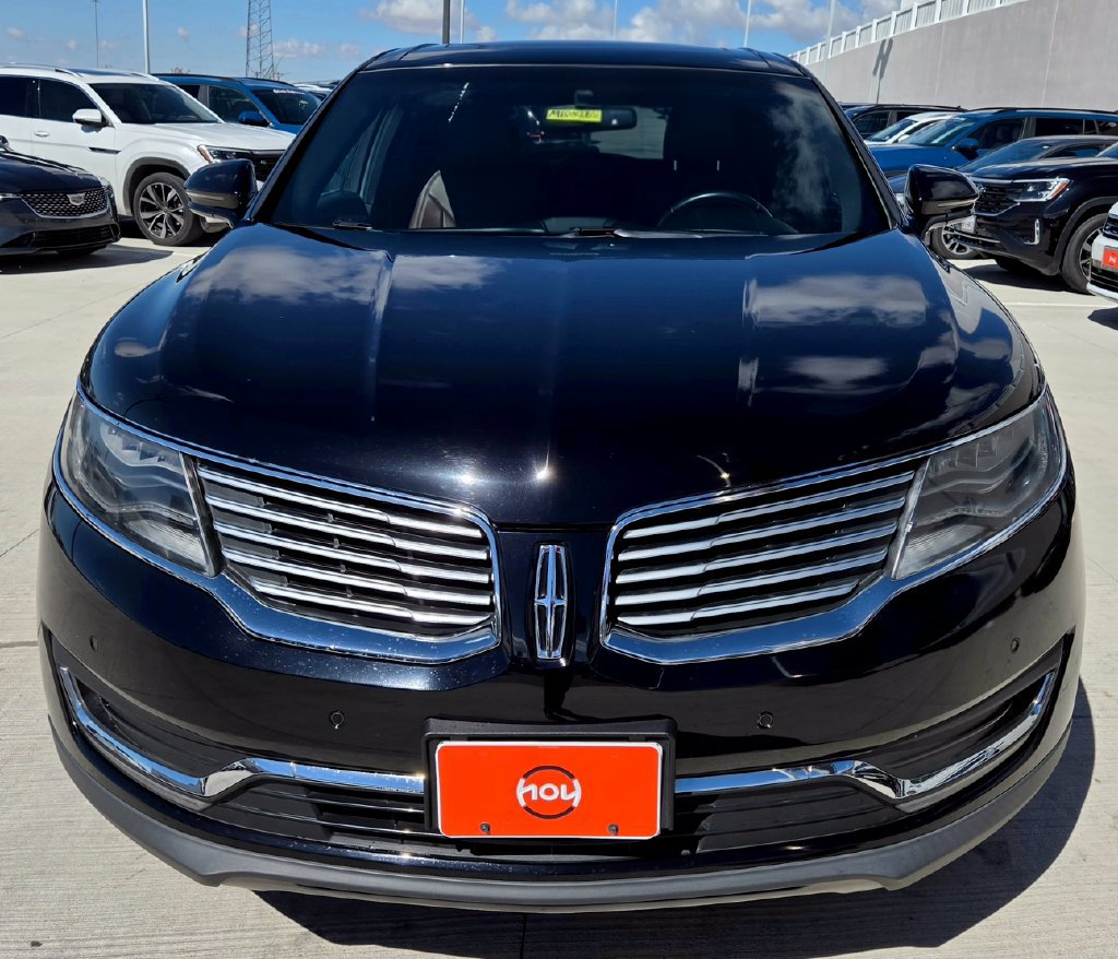 Used 2016 Lincoln MKX Reserve w/ Luxury Package FWD image 4