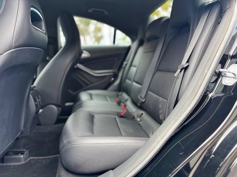 Used 2019 Mercedes-Benz CLA 250 image 32