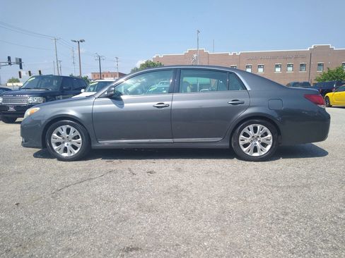 Used 2012 Toyota Avalon image 6