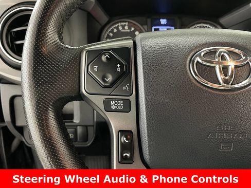 Used 2019 Toyota Tacoma TRD Off-Road AWD/4WD image 27