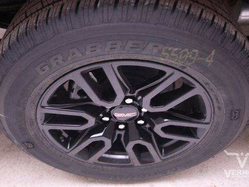 New 2026 GMC Sierra 1500 Pro w/ Graphite Edition image 37