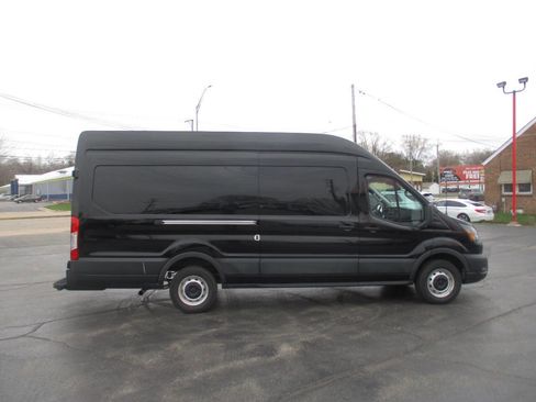 Used 2023 Ford Transit 250 148 High Roof Extended w/ Load Area Protection Package image 8