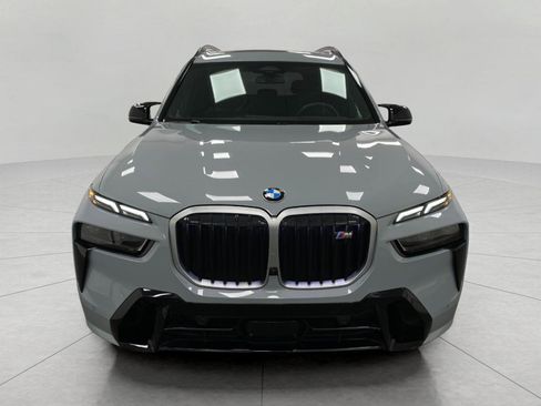 Certified 2025 BMW X7 M60i w/ Climate Comfort Package image 12