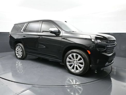 Used 2022 Chevrolet Tahoe Premier AWD/4WD image 32