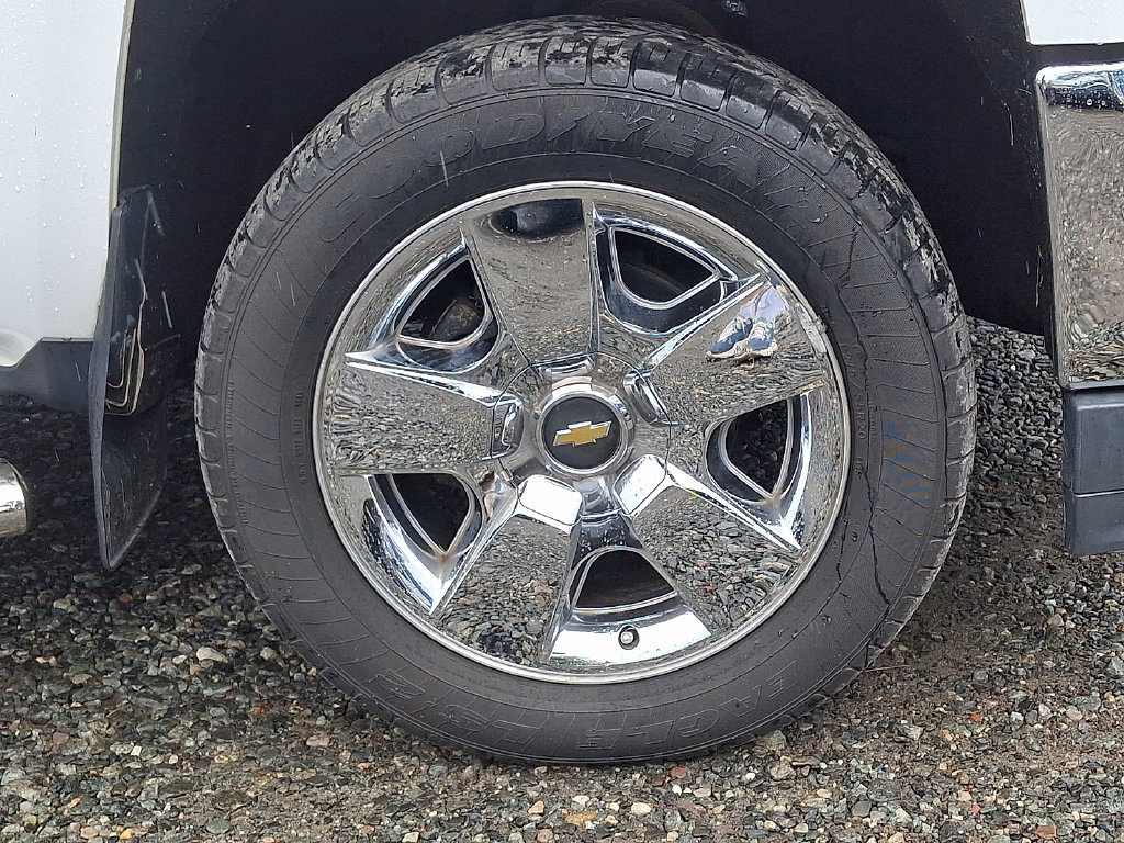 Used 2018 Chevrolet Silverado 1500 LT w/ All Star Edition AWD/4WD image 33