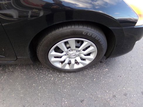 Used 2013 Nissan Altima 2.5 S image 41