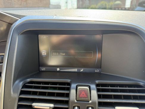 Used 2012 Volvo XC60 3.2 FWD image 10