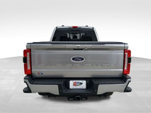 Used 2023 Ford F250 Lariat w/ Sport Appearance Package image 4