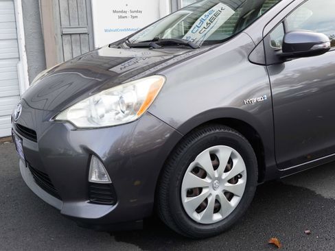 Used 2013 Toyota Prius C Two image 20