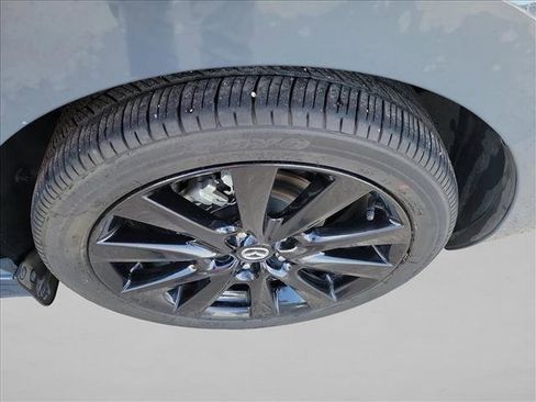 Used 2024 MAZDA MAZDA3 s image 13