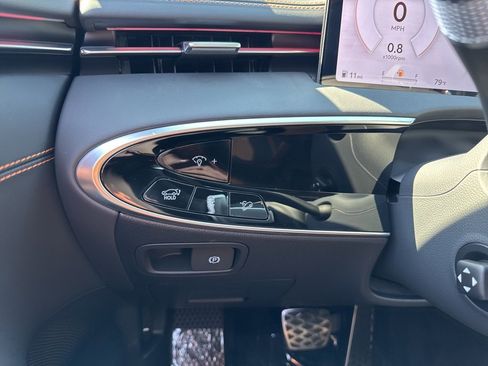 New 2026 Genesis GV70 2.5T Sport Prestige image 37