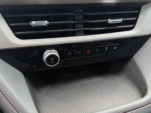New 2026 Ford Explorer Active RWD image 18