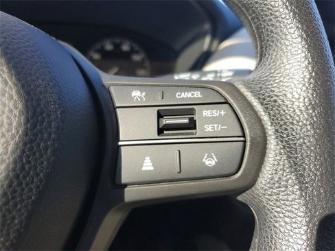 Certified 2023 Honda HR-V LX image 18