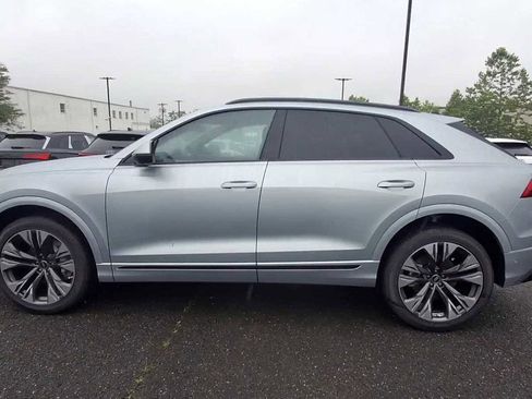 New 2025 Audi Q8 Premium image 5