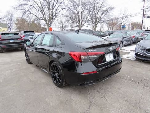 Certified 2024 Honda Civic Sport image 4