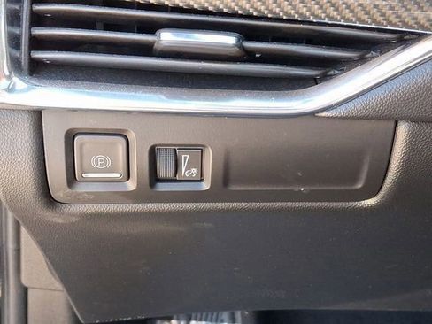 Used 2023 Cadillac XT4 Sport FWD image 44