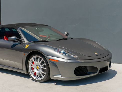 Used 2005 Ferrari F430 Spider RWD image 36