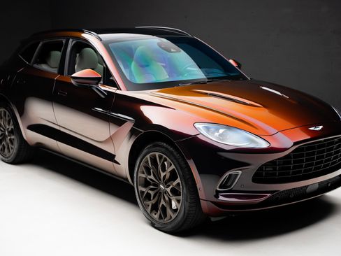 Used 2023 Aston Martin DBX AWD/4WD image 39
