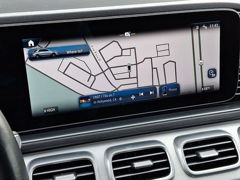 Used 2024 Mercedes-Benz GLE 450e 4MATIC image 18