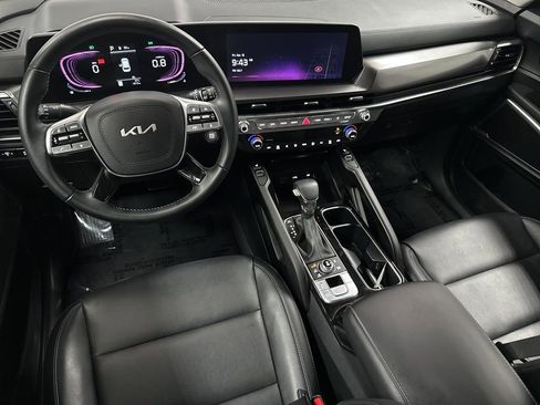 Used 2025 Kia Telluride S image 12