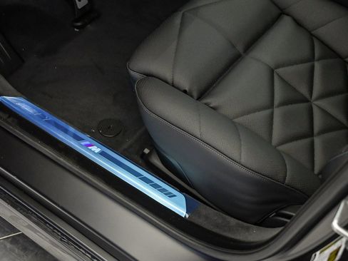 New 2026 BMW 740i w/ Premium Package image 25