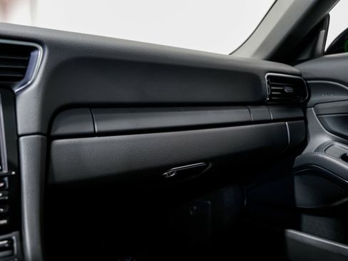 Used 2014 Porsche 911 Carrera 4S image 16