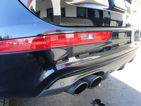 Used 2016 Audi SQ5 Premium Plus w/ Technology Package image 46