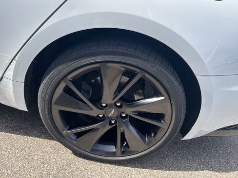 Used 2023 Genesis G70 2.0T w/ Sport Prestige Package image 13