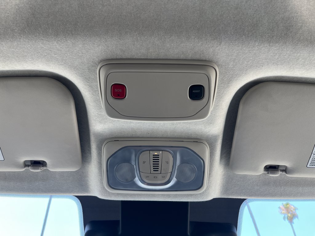 Used 2025 RAM ProMaster 2500 w/ Convenience Group FWD image 20