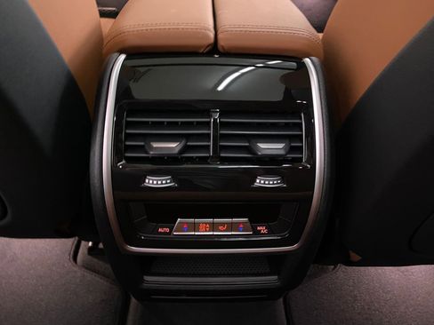 Used 2026 BMW X5 xDrive40i w/ Premium Package image 29