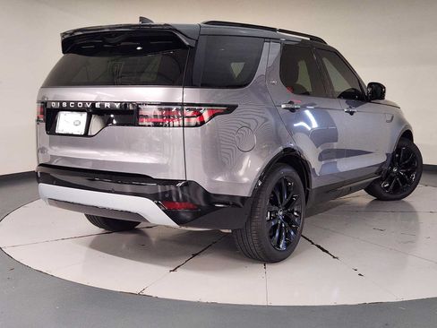 Used 2026 Land Rover Discovery Limited Edition AWD/4WD image 2
