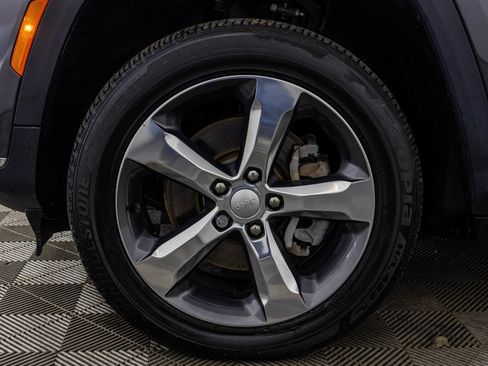 Used 2021 Jeep Grand Cherokee L Limited image 52