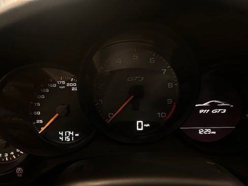 Used 2018 Porsche 911 GT3 image 32