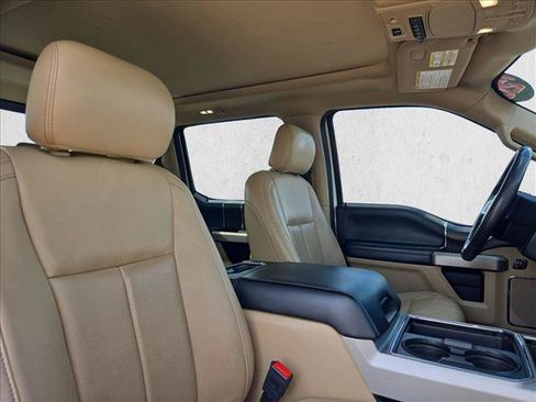 Used 2020 Ford F250 Lariat w/ Lariat Ultimate Package AWD/4WD image 19