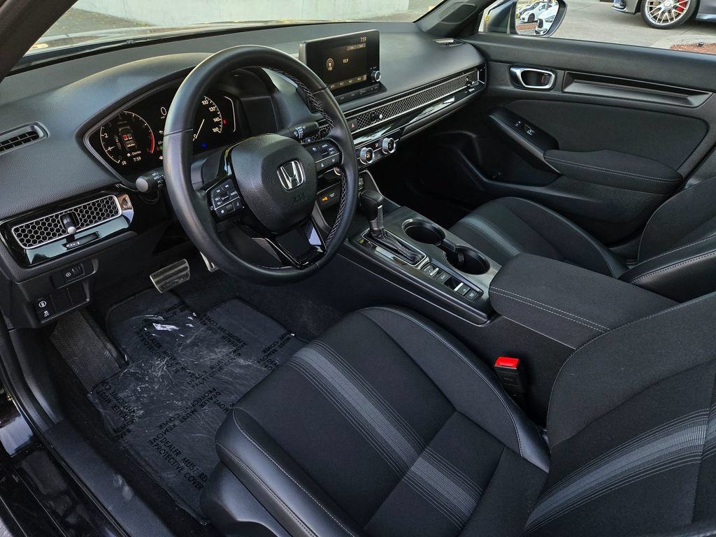 Used 2022 Honda Civic Sport image 9
