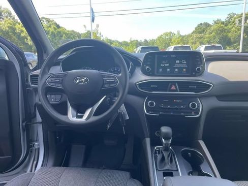 Used 2019 Hyundai Santa Fe SE AWD/4WD image 13