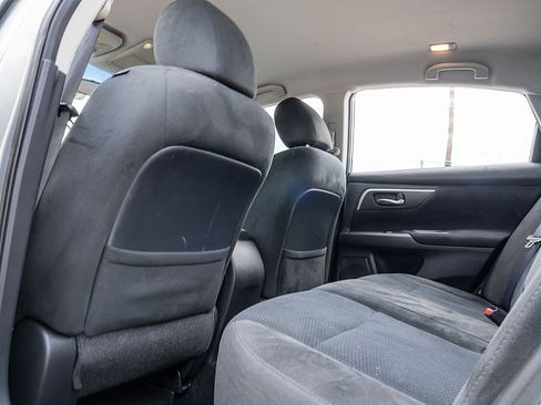 Used 2015 Nissan Altima 2.5 S w/ Power Driver Seat Package FWD image 17
