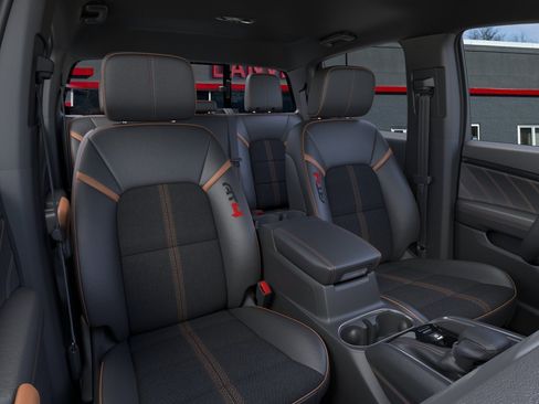 New 2026 GMC Canyon AT4 AWD/4WD image 16
